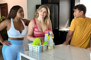 MILF Makes College Shower Threesome