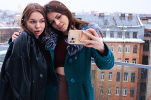 Sirena and Lana from selfie to pussy